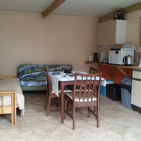 Granary Barn Hostel Helston Exterior photo